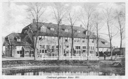 Centraal Gebouw, 1911