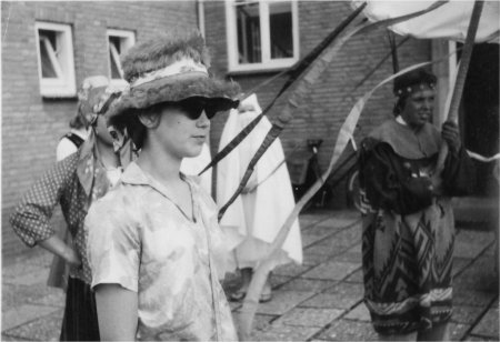 Wil, *****, Laurina, Emmy, Gerda van Eijk, 1963